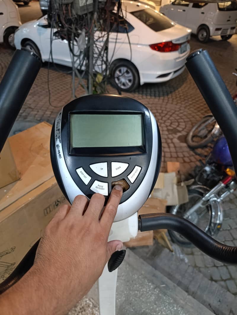 electric cycle for exercise with self generator and resistance control 2