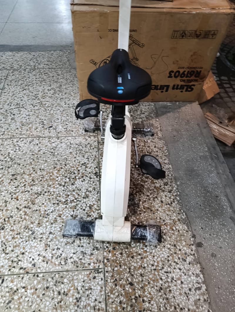 electric cycle for exercise with self generator and resistance control 3