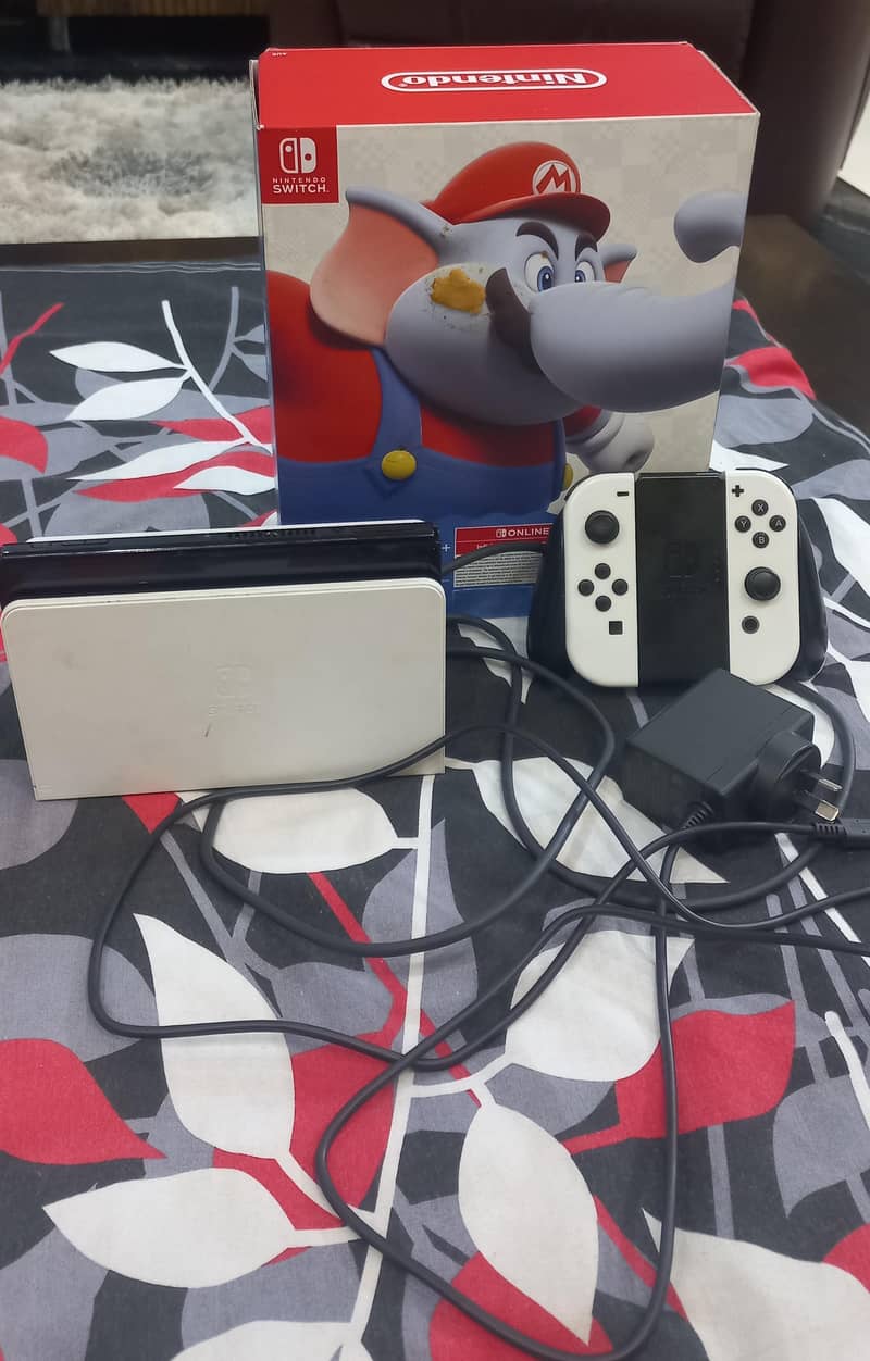 Nintando Switch OLED Model 2