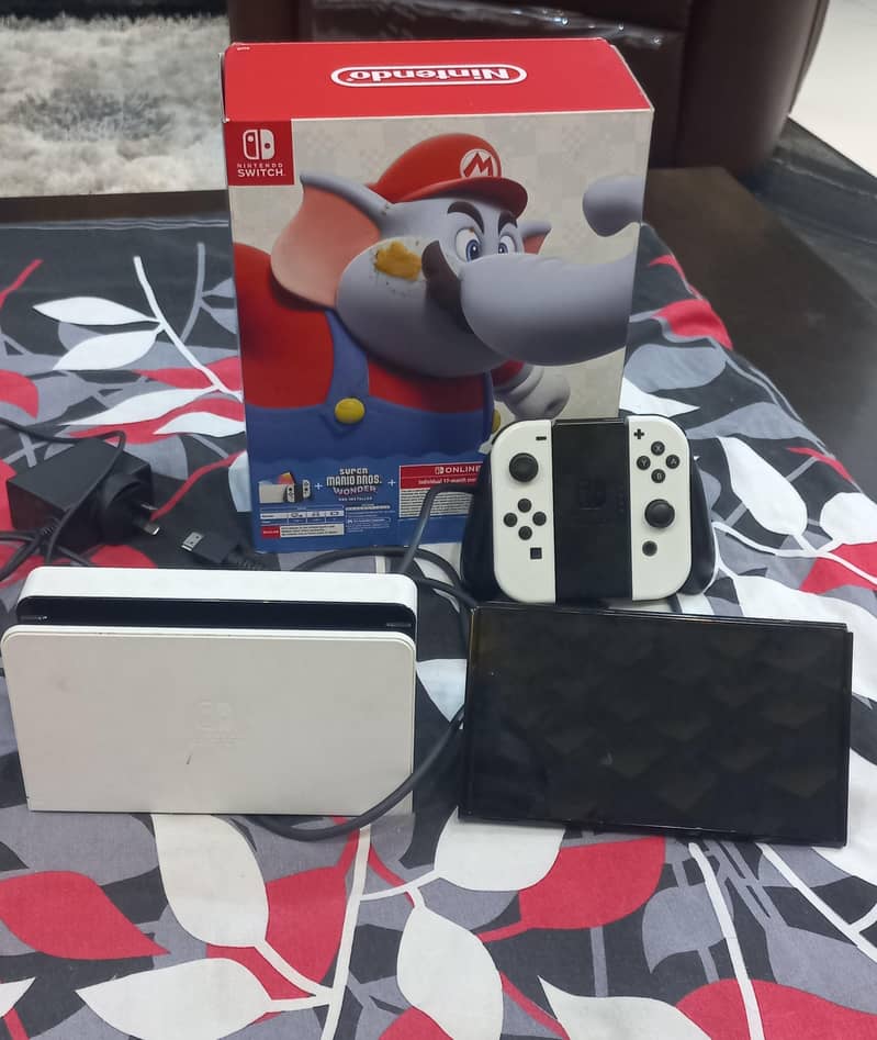Nintando Switch OLED Model 3