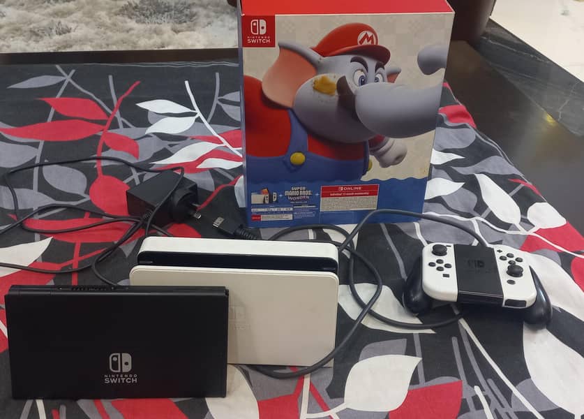 Nintando Switch OLED Model 4