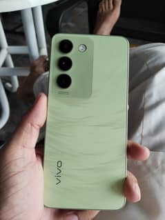 Vivo y100 urgent for sale. condition 10/10