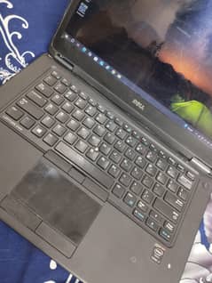 Dell i7, 5th generation,192 GB memory (SSD),8GB ram,
