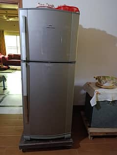 Dawlance fridge for sale