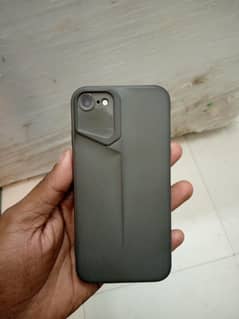 iPhone7 128GB non 03/15276/3137
