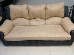 Premium Tan Leather Sofa    (NEGOTIABLE)
