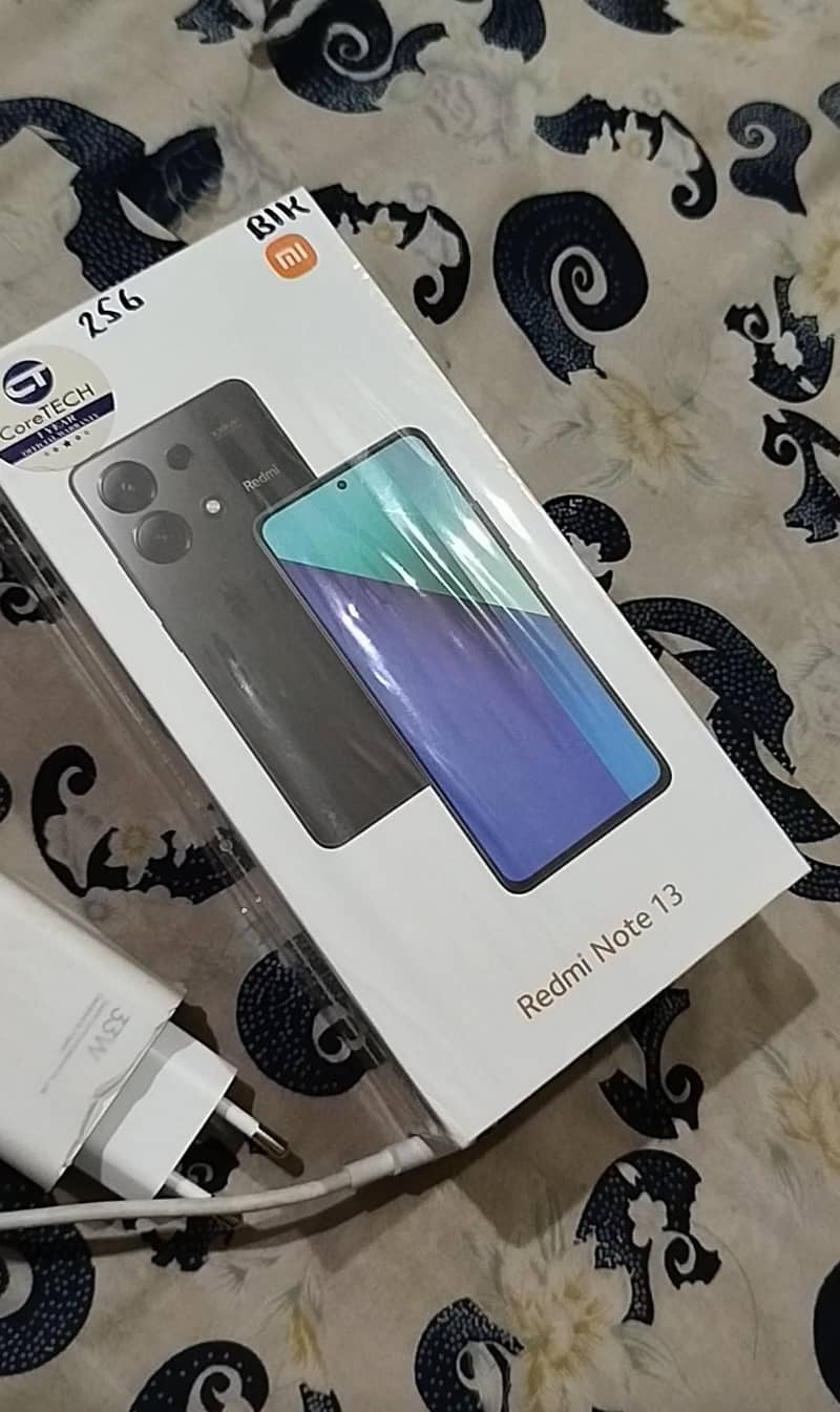 Redmi Note 13 8/256 condition 10 by 10 4 month use 4