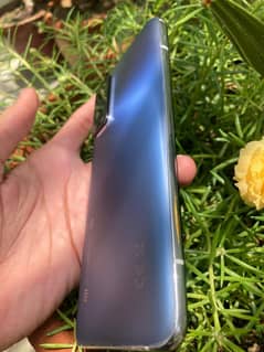 MI10T URGENT SELL NEED CASH WITH BOX