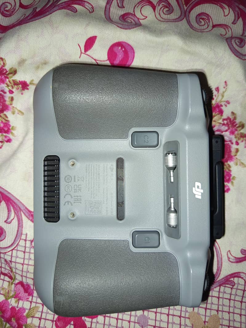 DJI RC 2 controller in used condition 1