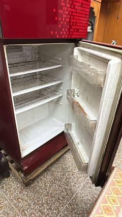 fridge in good condition