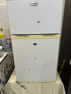 Home use Geepas Double Door Refrigerator