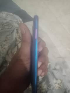 min APNA mobile sale kr rha hu 4/64 hy only set hy nic copy dedunga
