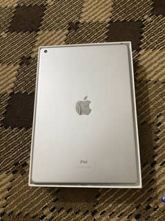 i pad 8 generation 18.5 latest 128 GB