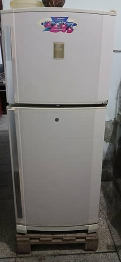 Dawlance Fridge 2 Door  Medium Size Condition 10/10 ph#03336247005