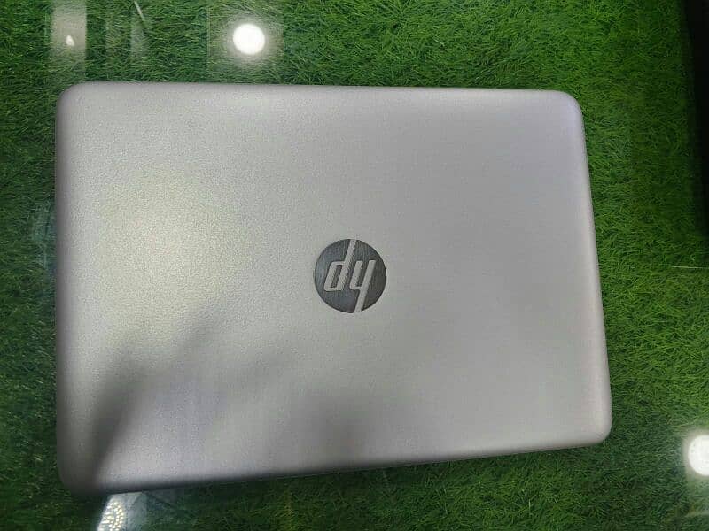 hp 820 G4 i5 7th generation 2