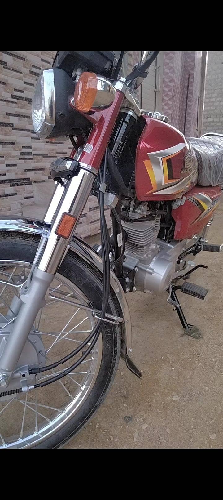3500 kms drive applied condition with papers and extra parts 3