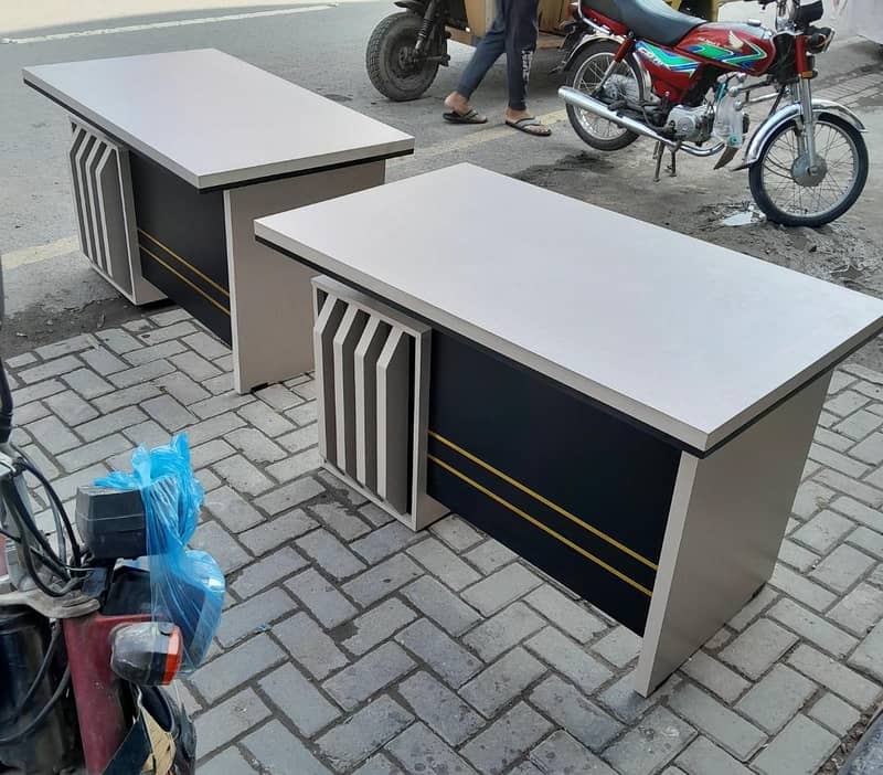 Office table/executive table/reception table/study table/Table 16