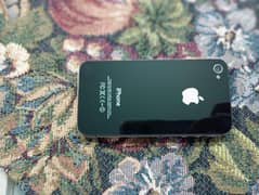 IPhone 4S - 10 by 10 condition - apple account locked