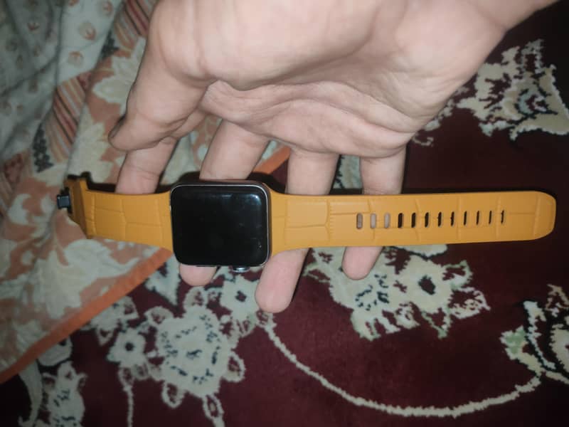 Apples watch series 3 without original strap and without box all ok 0