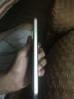 37000