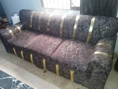 royal style sofa. set 5 seater unique design