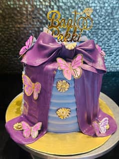 customize cakes and brownies