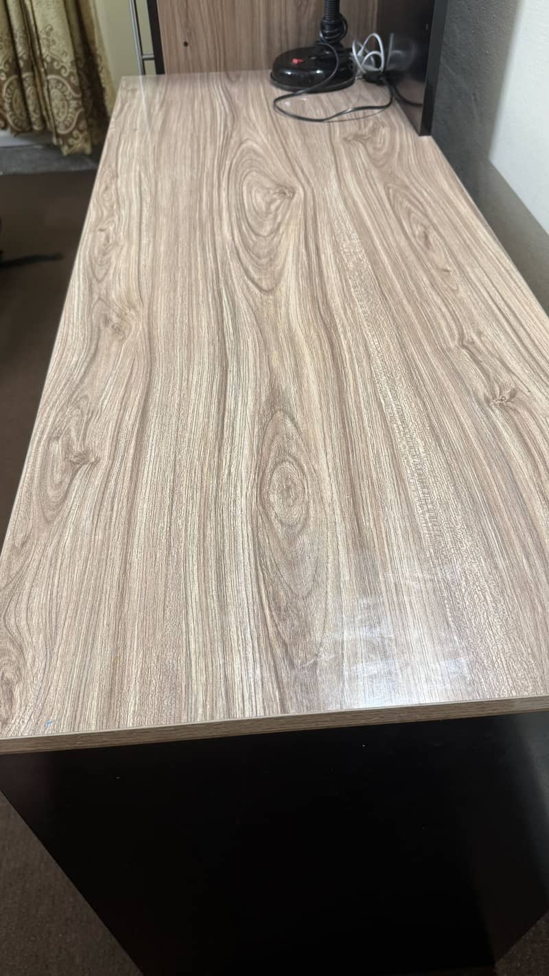 Study / Computer Table 6
