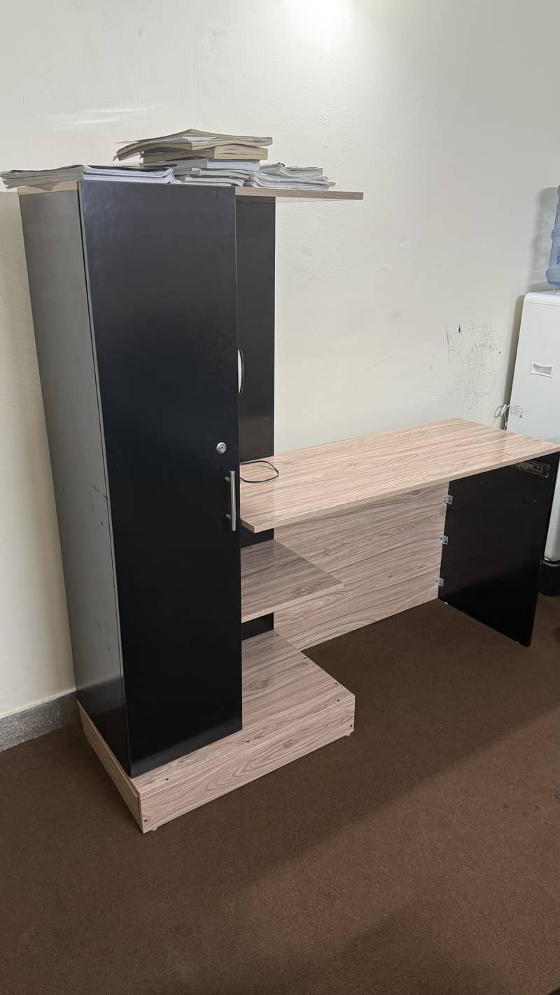 Study / Computer Table 7