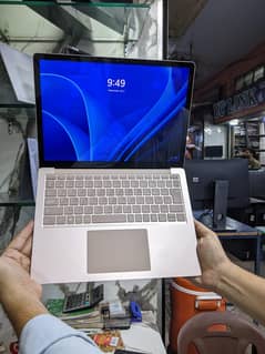 Microsoft surface laptop 3 core i5 10 genretion 8gb ram 256gb ssd