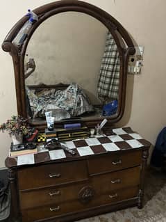 Dressing table