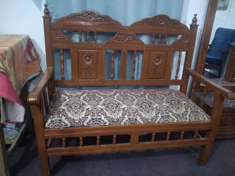 5 Seater Chainse sofa set only one month use 0
