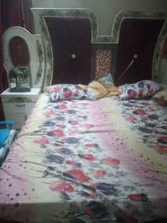 bedroom set 70,000 demand