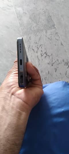 jis ko. lana ha rabata kar sakta ha box ha led ha doptar nai ha