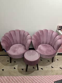Bedroom chairs with table