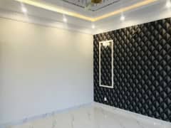 Beautiful Upper Portion For Rent In State Life