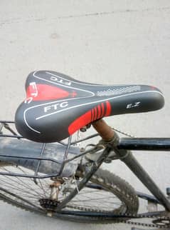 Phoenix bicycle 26 inch 10/9 condition no one any  fault