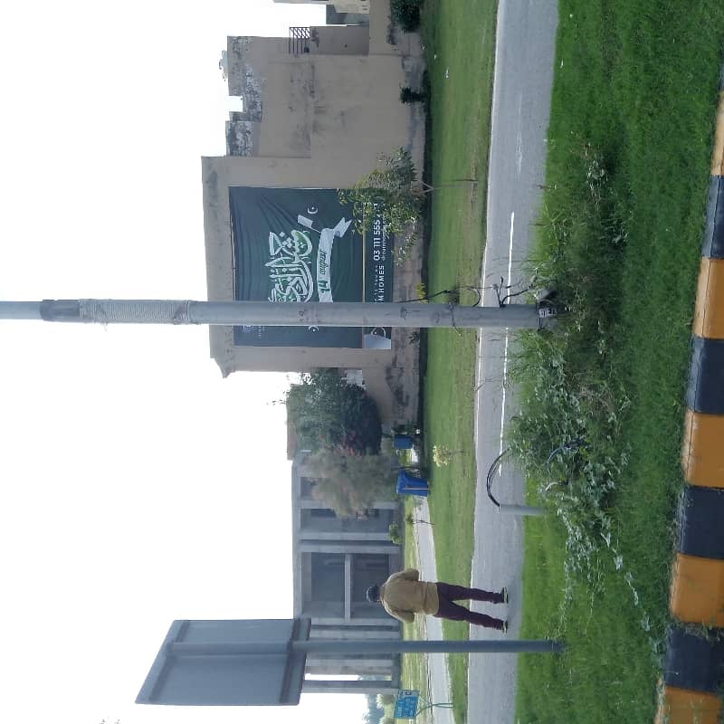Facing Park And Next To Corner Plot 7