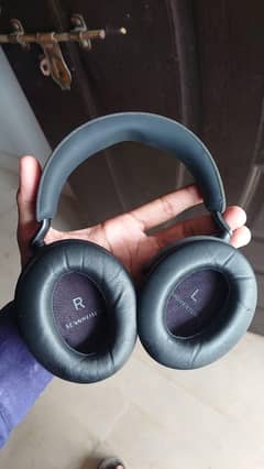 Sennheiser MOMENTUM 4 Wireless