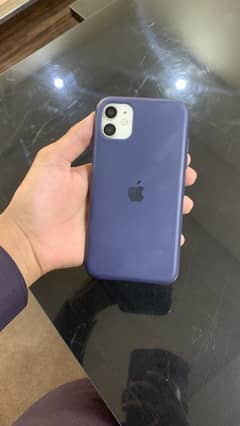 iPhone 11 non pta back brake 128 gb box saht hai