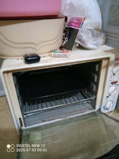 good working oven urgent sale in 5 thousand
