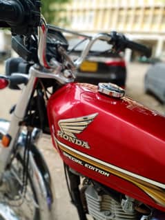 Honda cg 125cc special edition dadu nmbr sealed enjen jenion condition