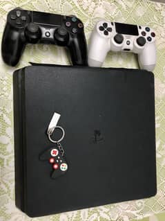 Ps4 slim jailbreak 9.0 with 2 controllers and games