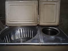 Washing machine + dryer