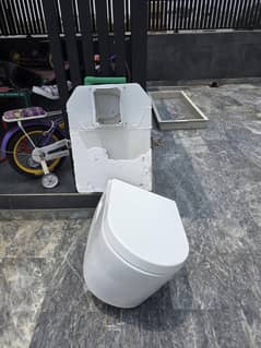 PORTA CONCEALED TOILET