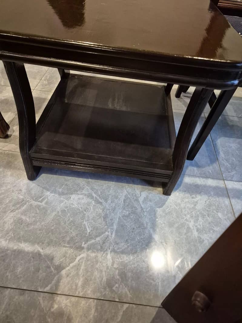 Center Table with 2 side tables 2