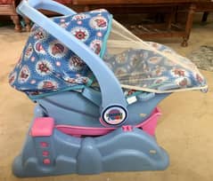 Carry cot /car seat