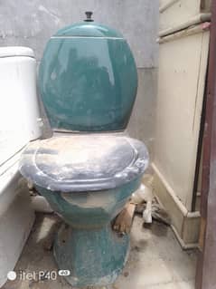 Toilet commode