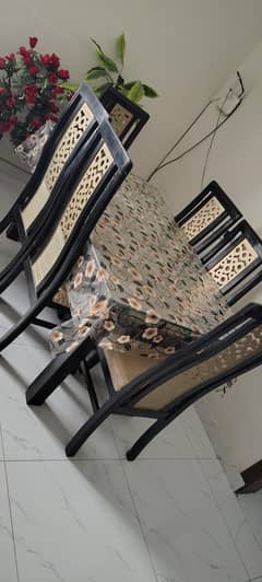 dining table for sale