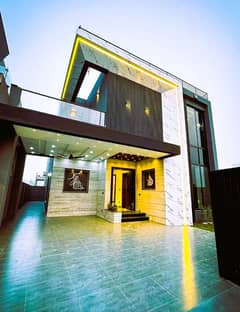 10 MARLA WELL DESIGN HOUSE FOR SALE IN DHA PHASE 6