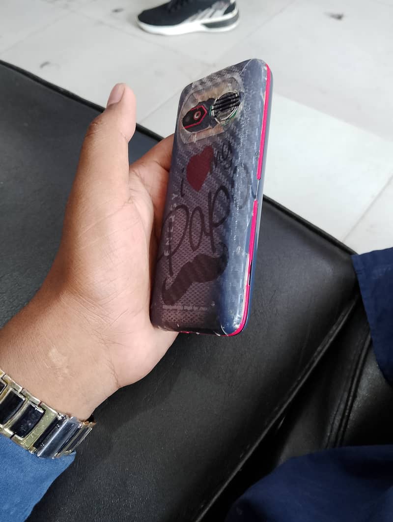 10 by 7 condition touch screen battery 10 by 6 condition no faults 6